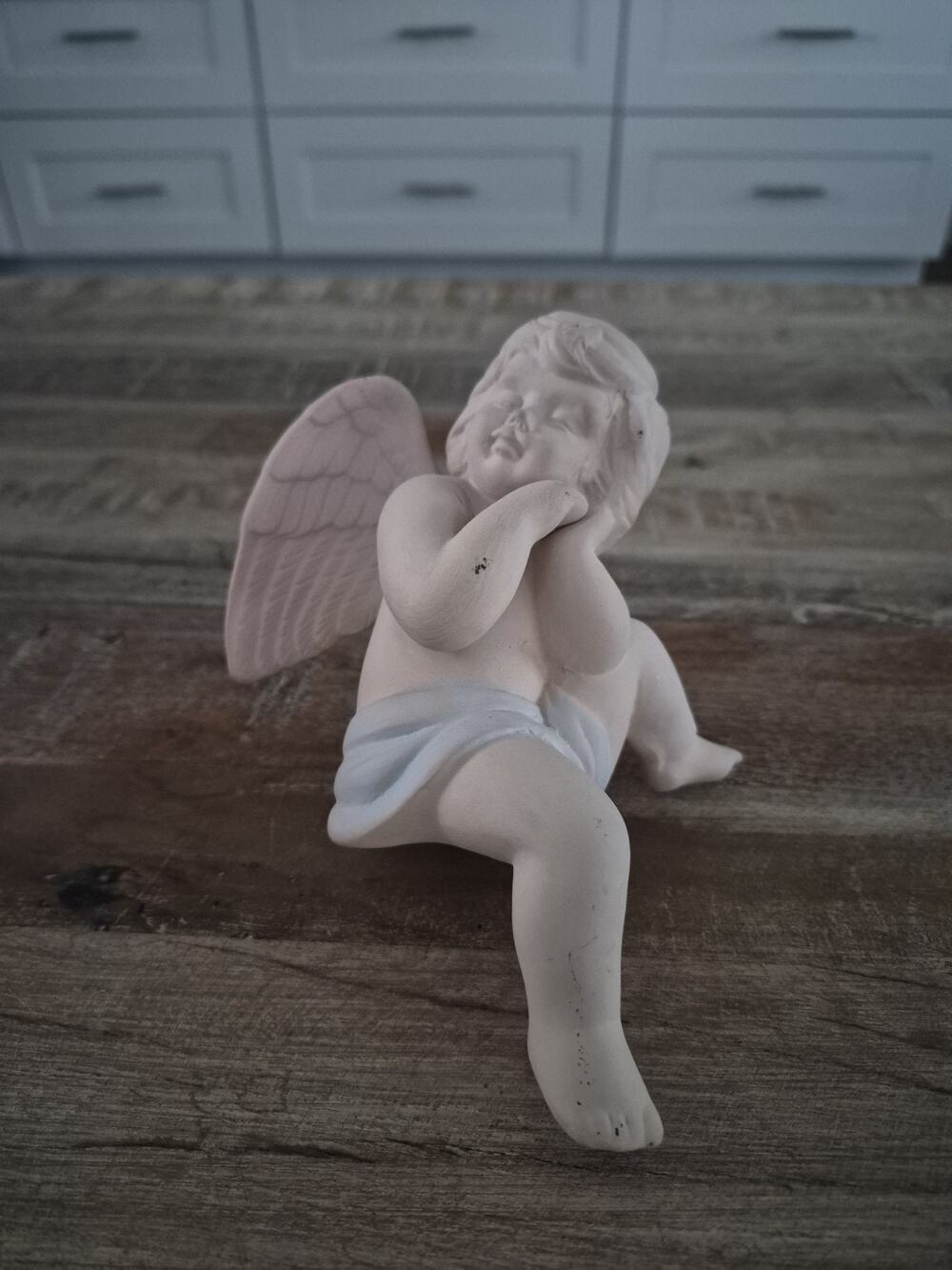 Sleeping Angel Cherub Mini Figurine
